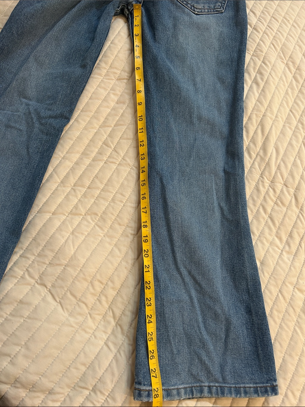 Lei Y2k Bootcut/Flare Medium Wash Denim. Size 7 Juniors Euc — image 6 of 8